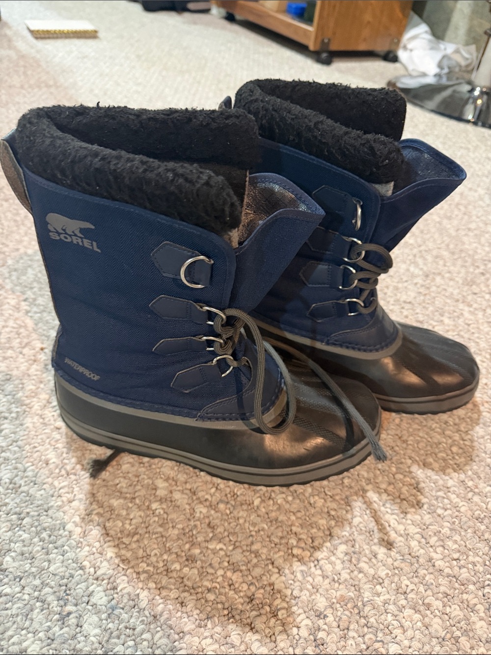 Sorel Men’s Navy and Black Waterproof Lace-Up Winter Boots